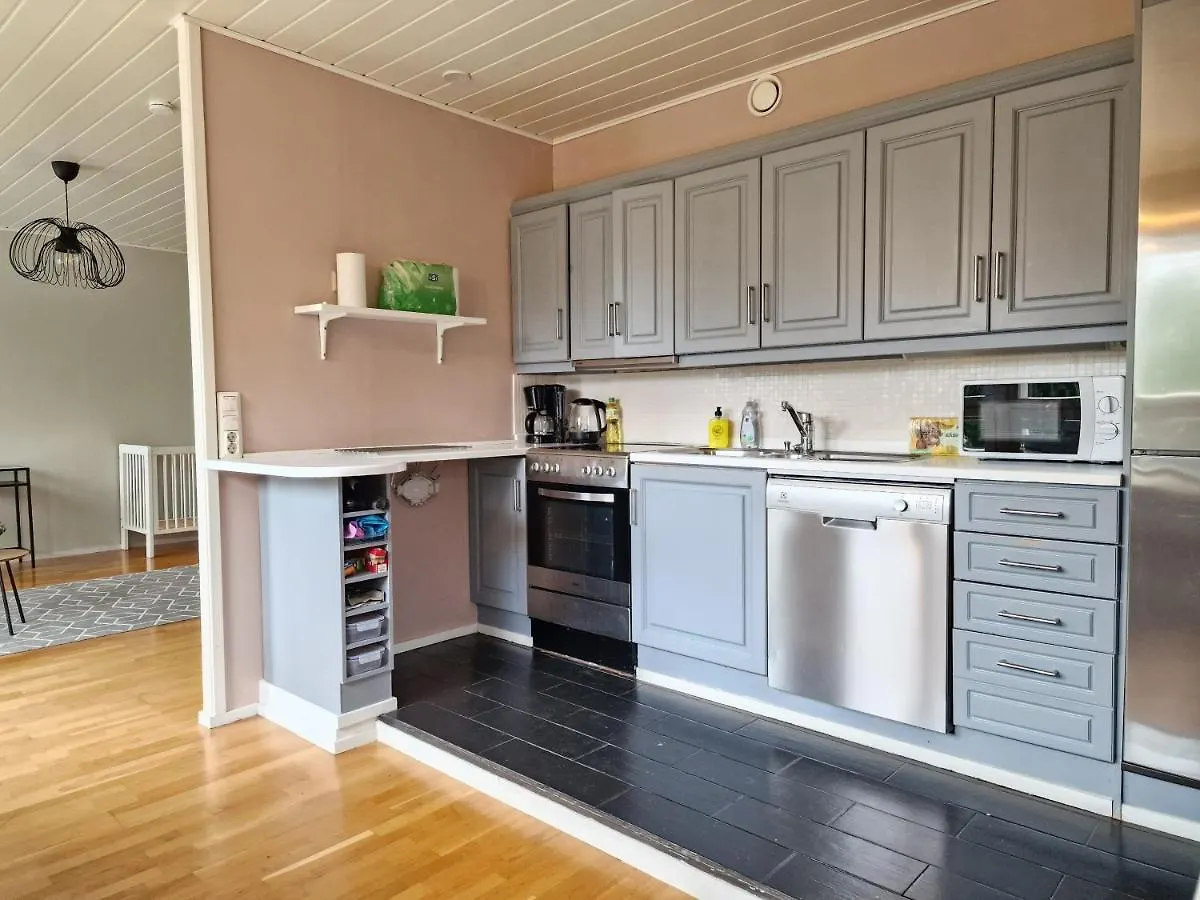 Family Apartment In Duplex With Ac Helsínquia